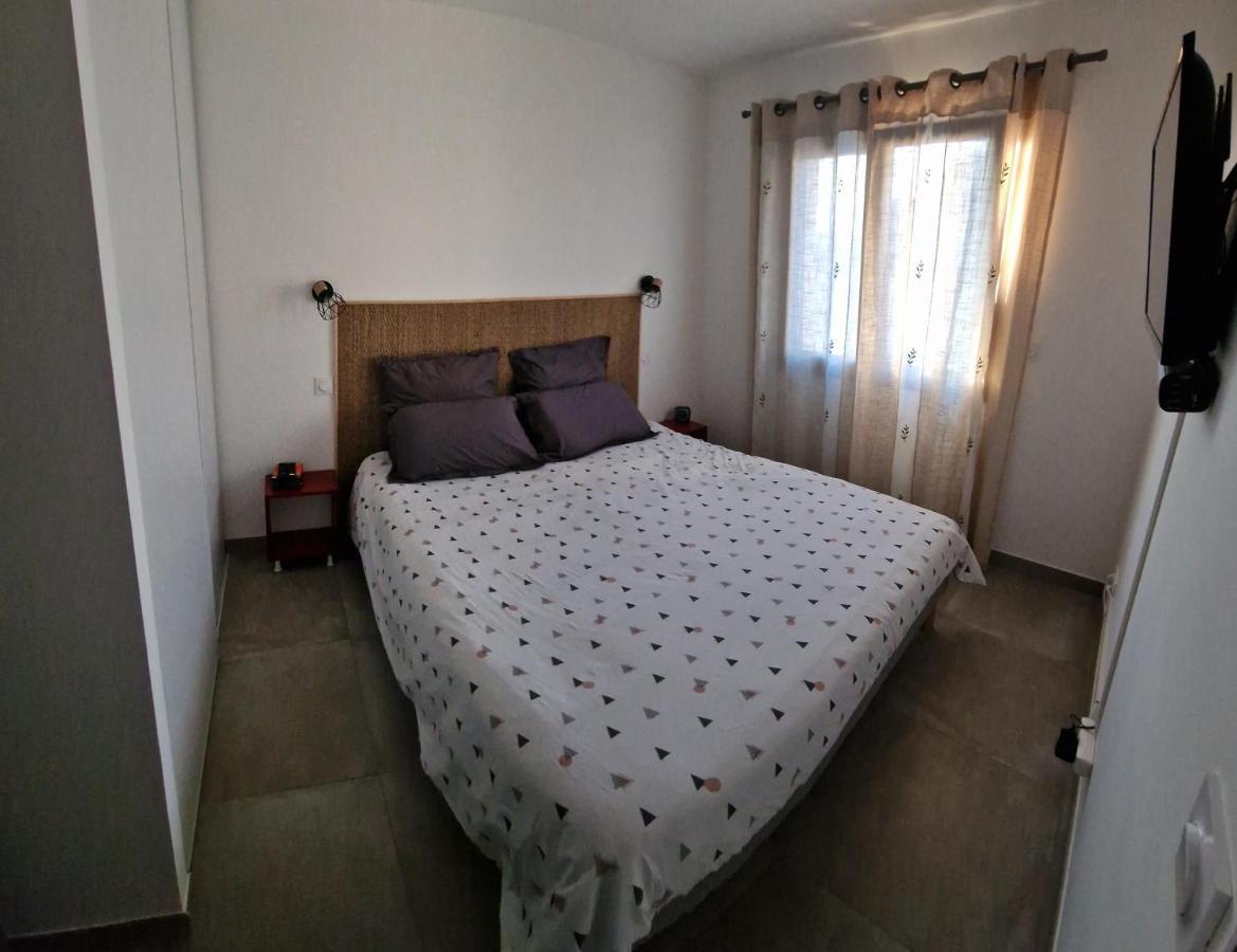 Maison U Nidu A 500M De La Mer Cervione Exteriér fotografie